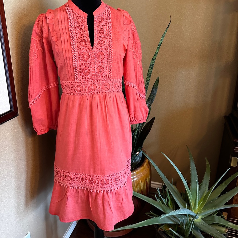 Anthropologie Akemi + Kin Josephine embroidered dress-M in coral.